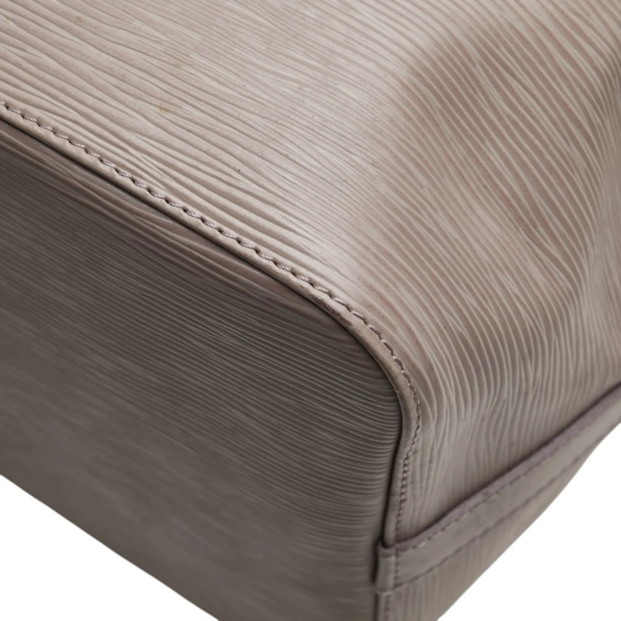 LOUIS VUITTON Purple Leather Shoulder Bag