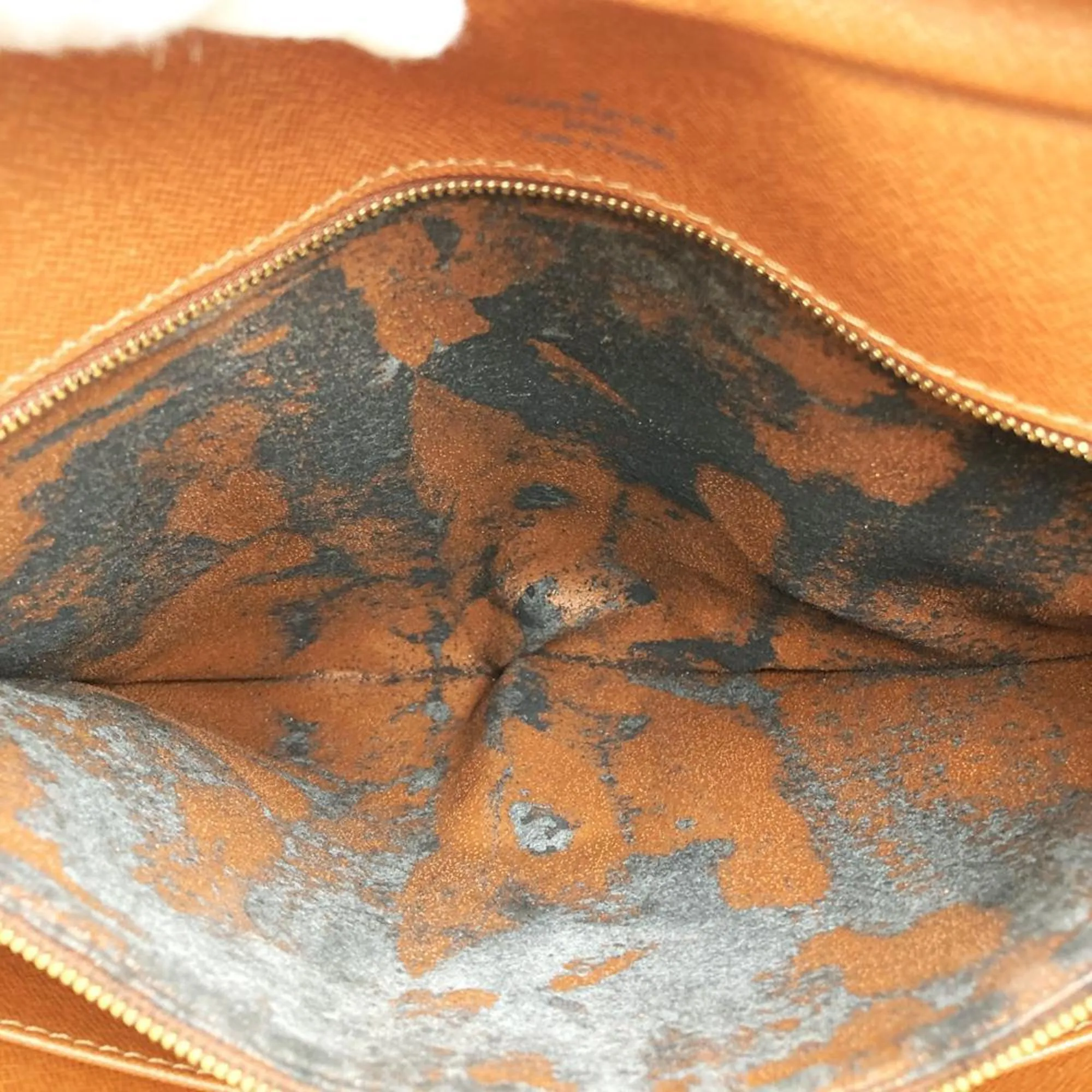 LOUIS VUITTON Brown Monogram Bag