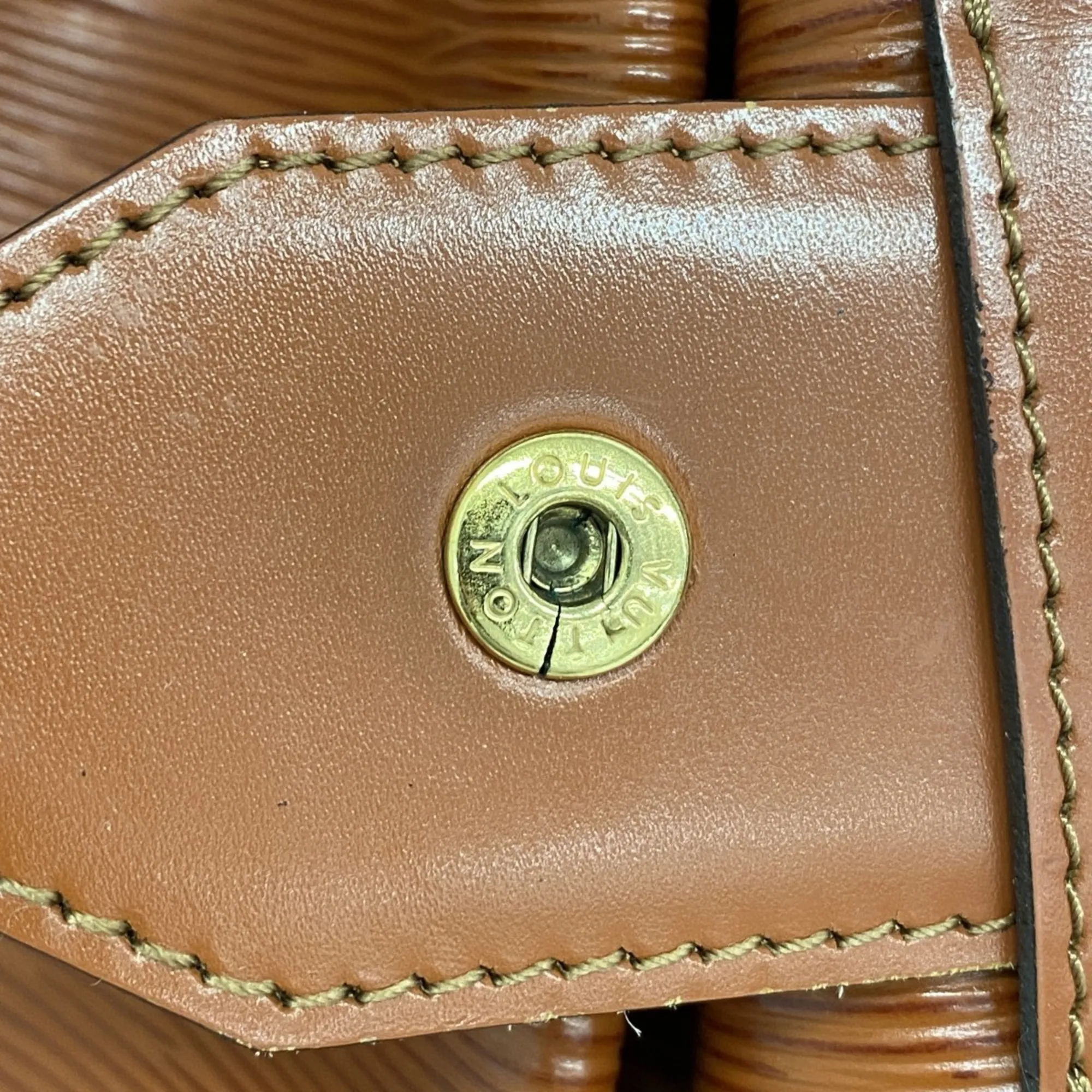 LOUIS VUITTON Brown Shoulder Bag