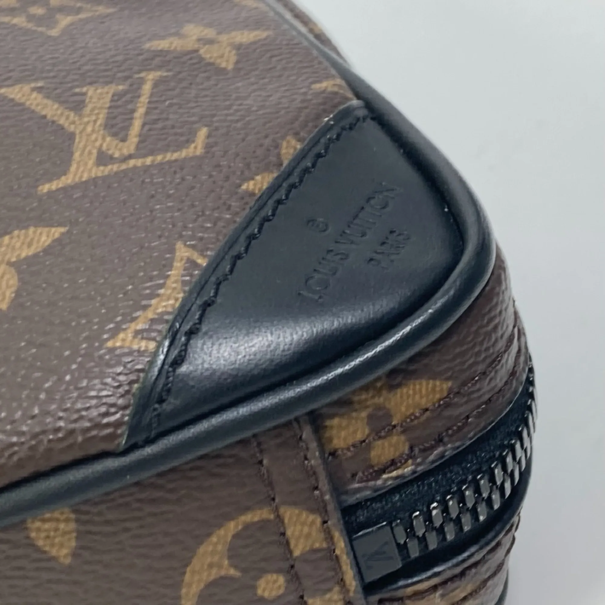 LOUIS VUITTON Brown Monogram Shoulder Bag