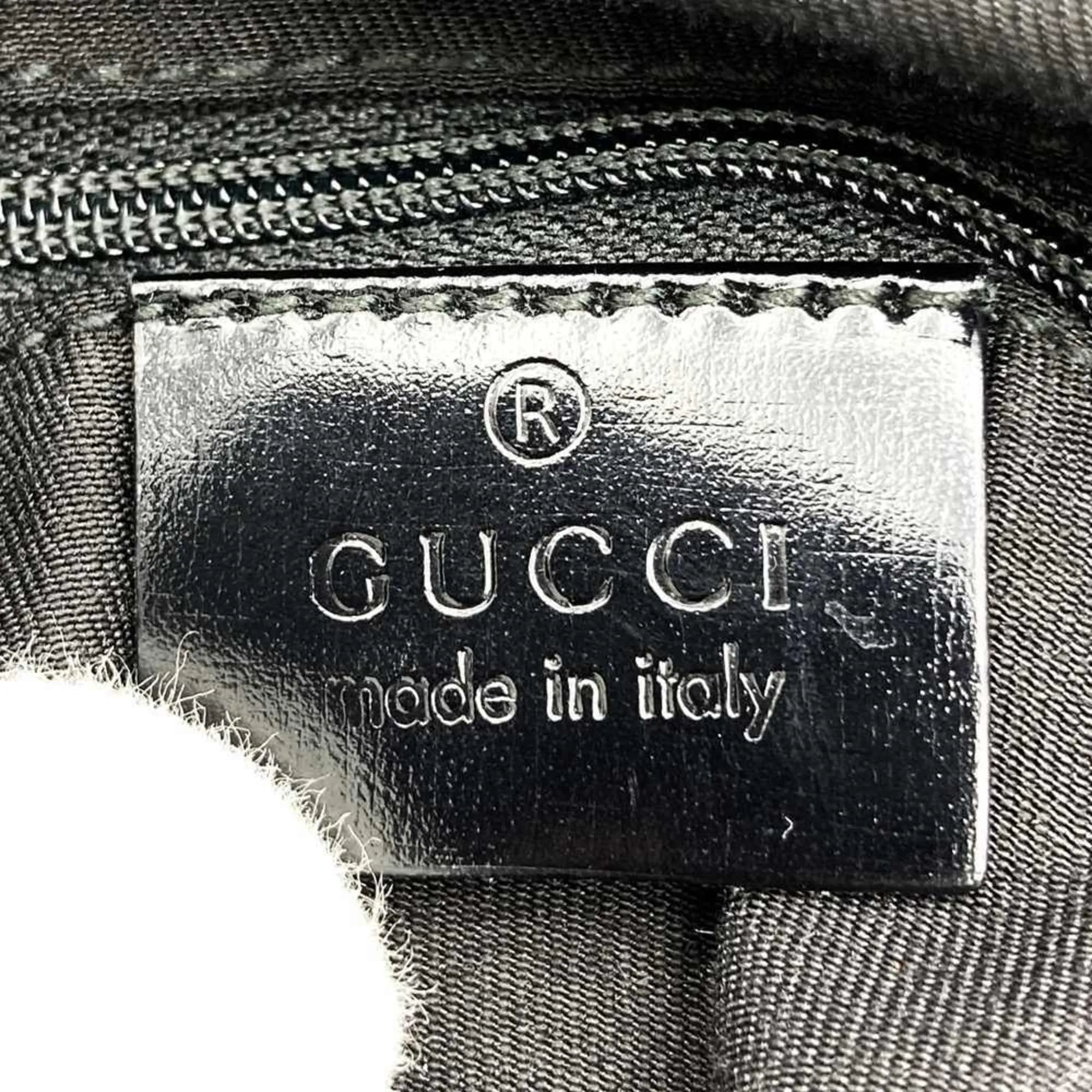 GUCCI Cream Shoulder Bag