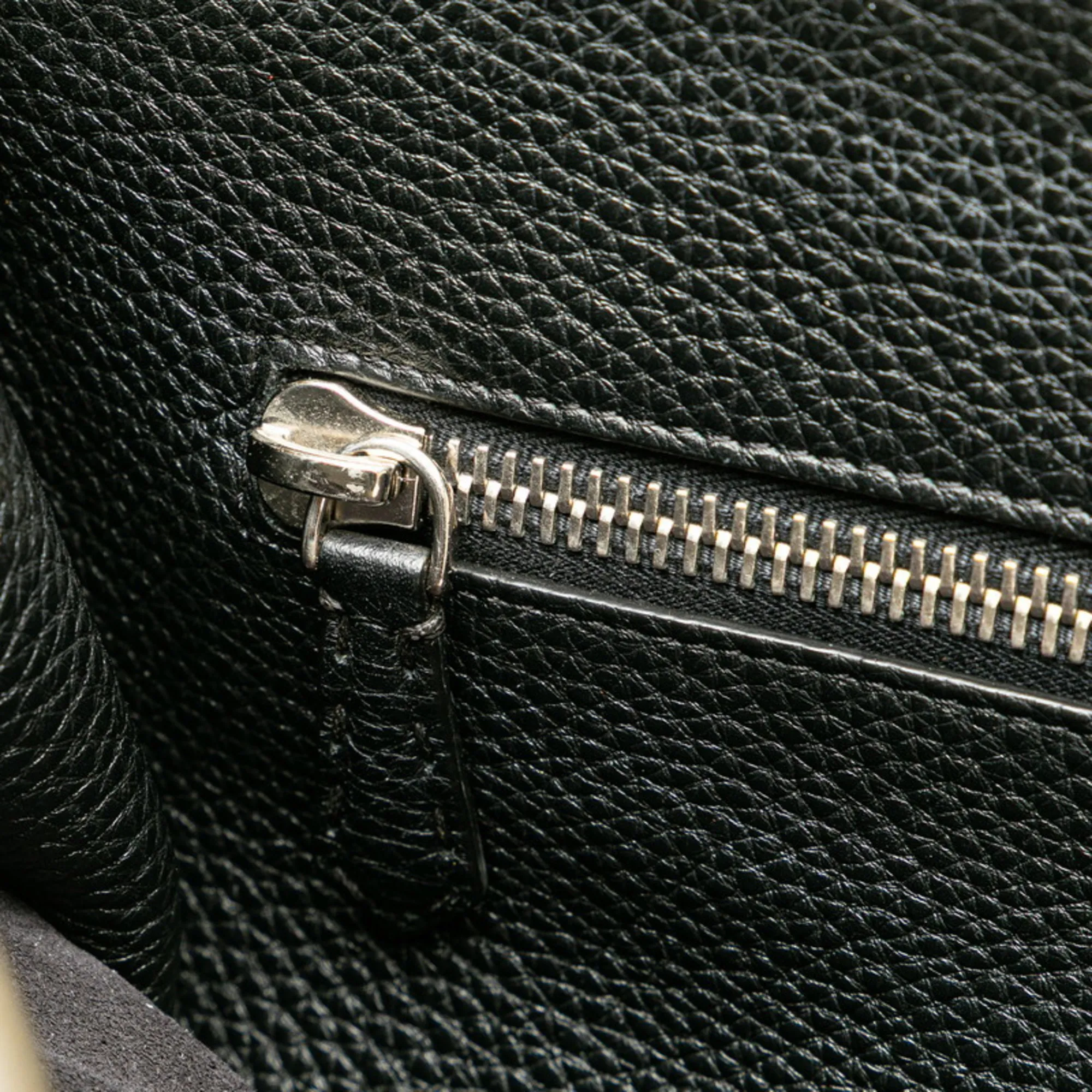 FENDI Green Leather Peekaboo Shoulder Bag