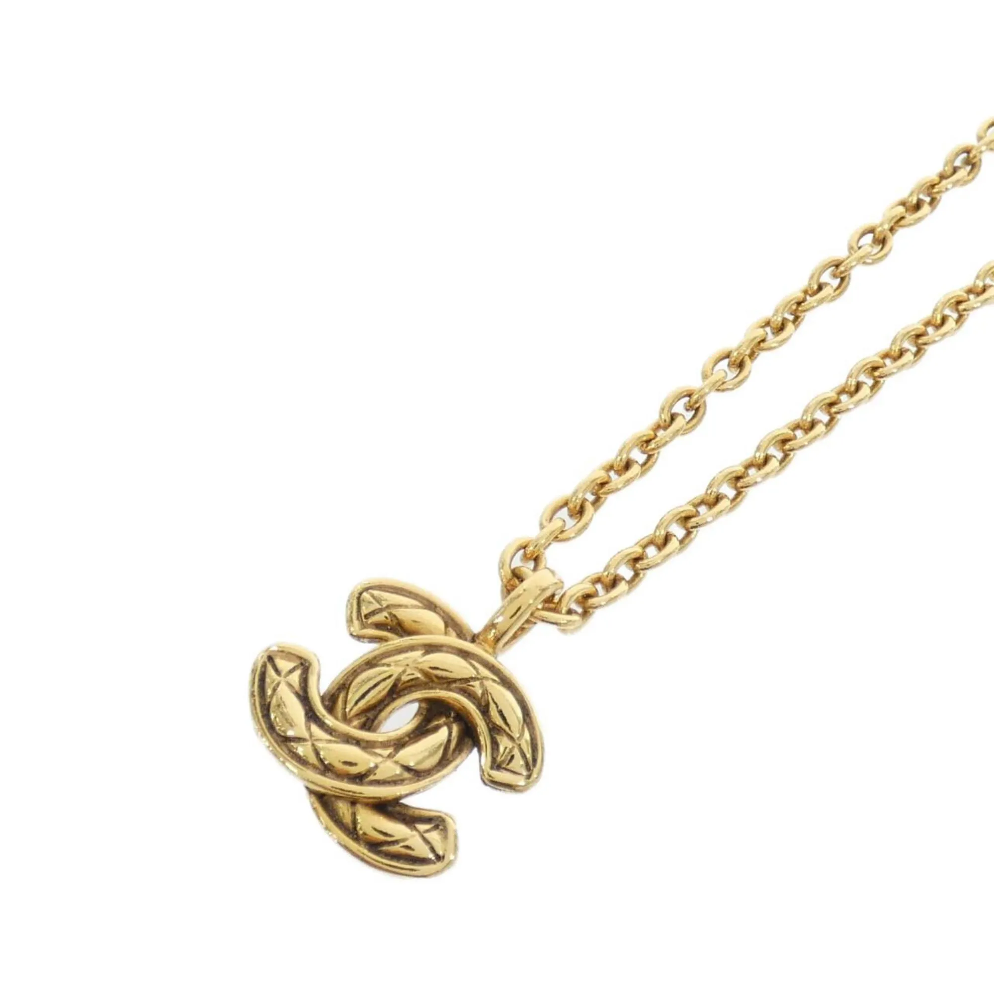 CHANEL Gold Necklace