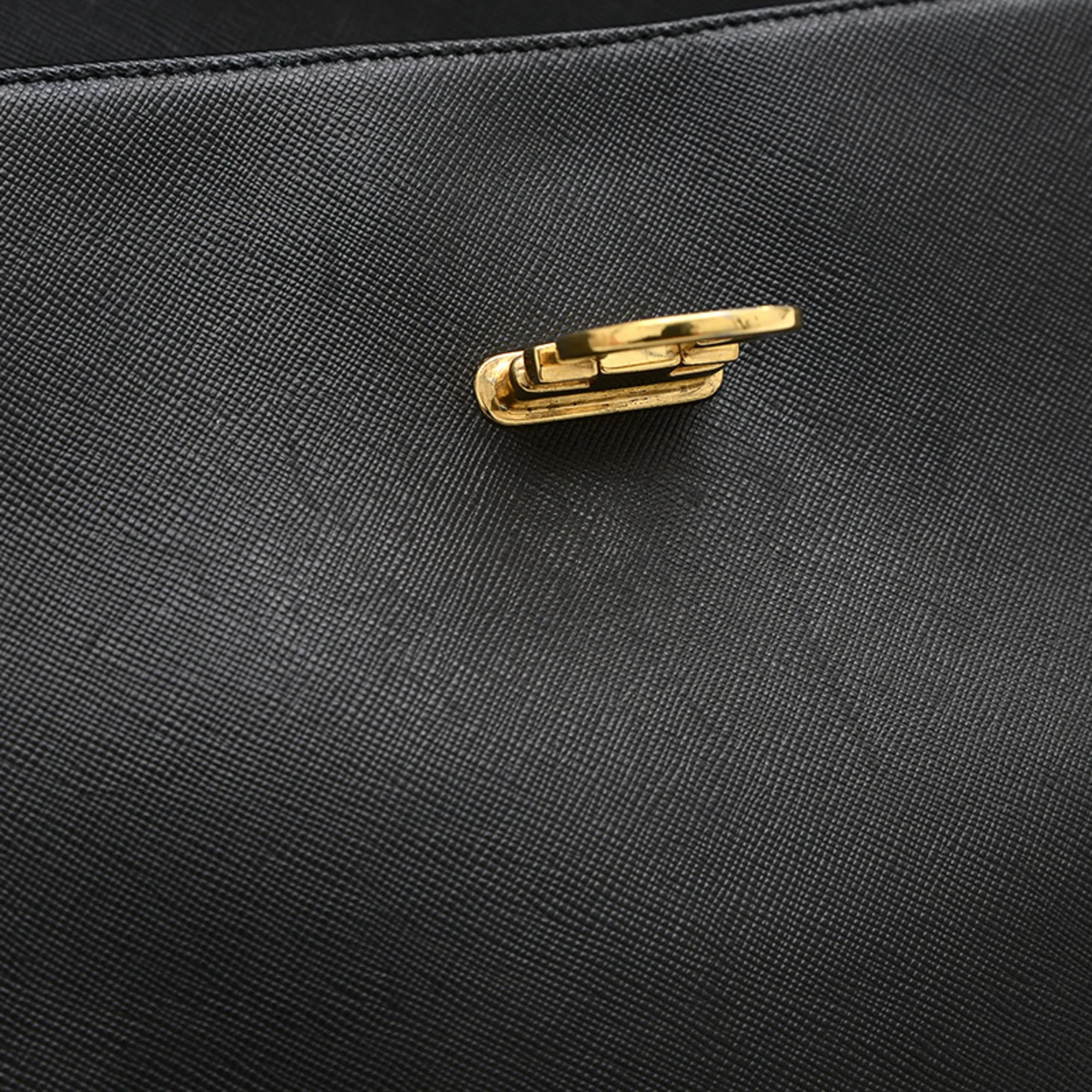 SALVATORE FERRAGAMO Black Leather Shoulder Bag