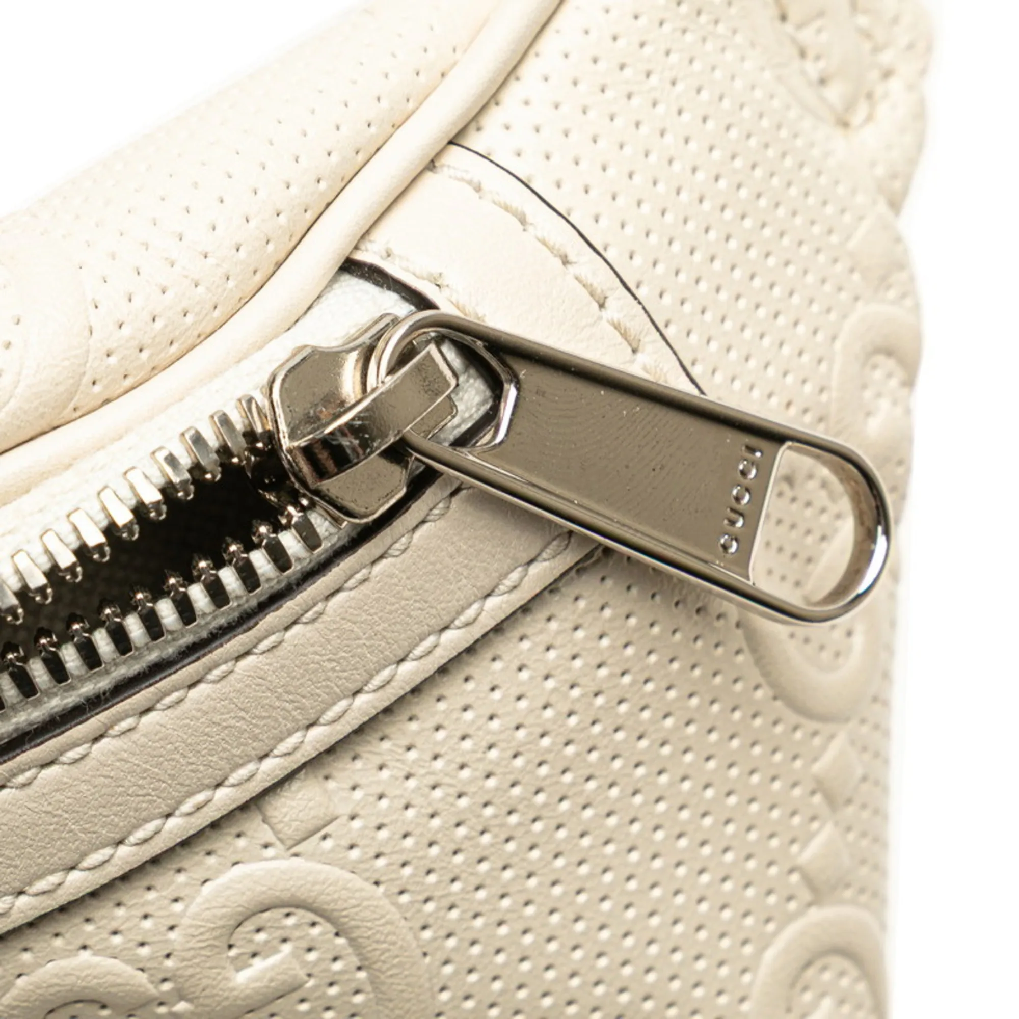 GUCCI White Leather Fanny Pack