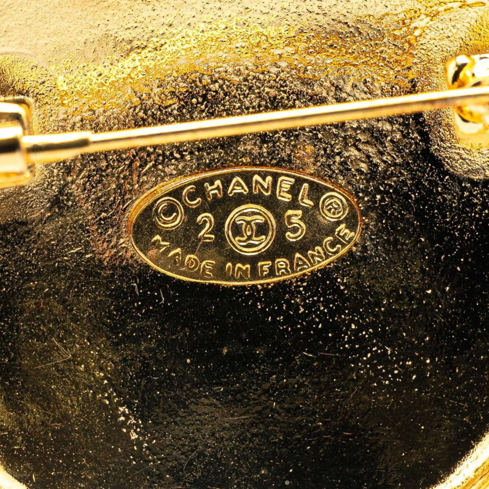 CHANEL Vintage Gold Logo Brooch