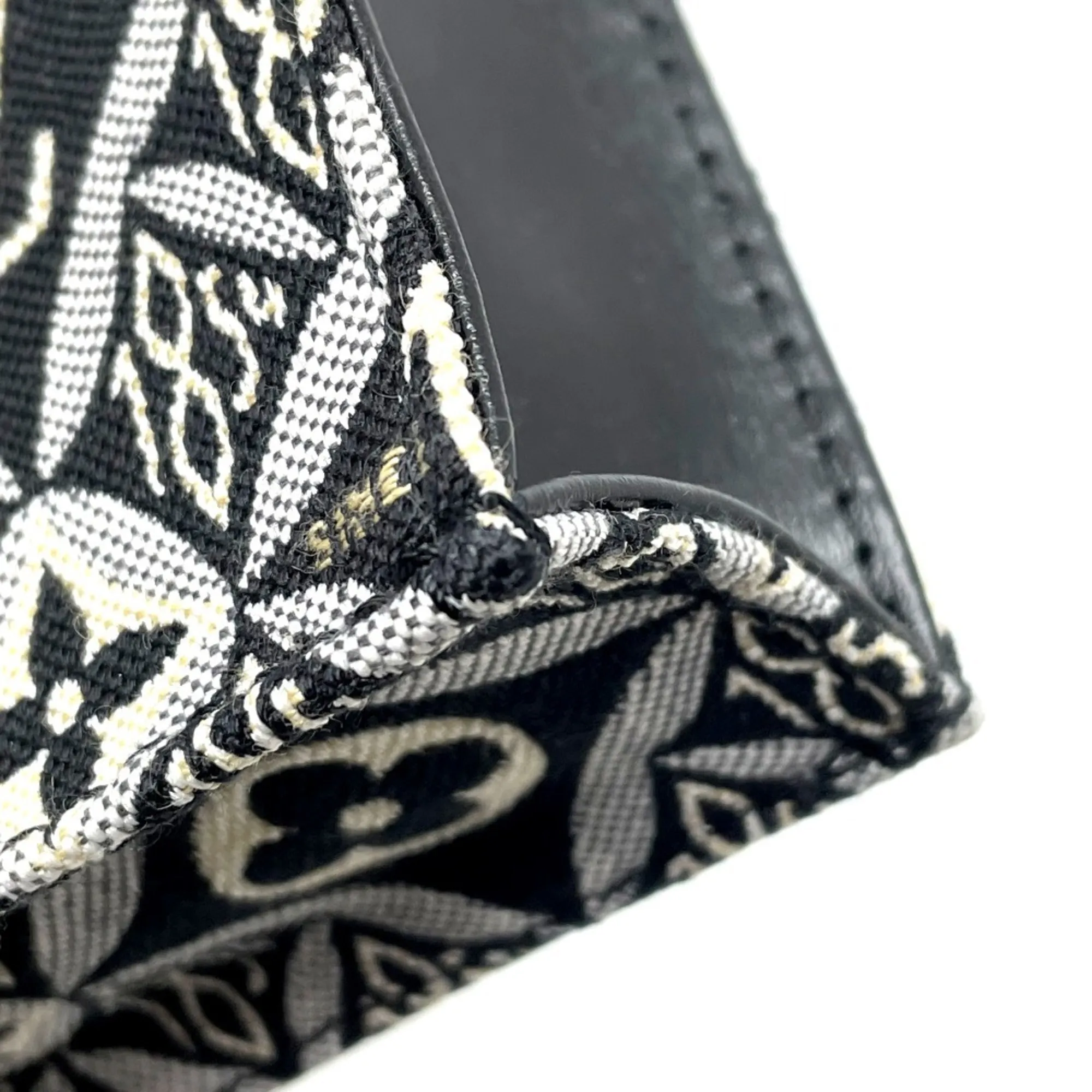 LOUIS VUITTON Black Monogram Bag