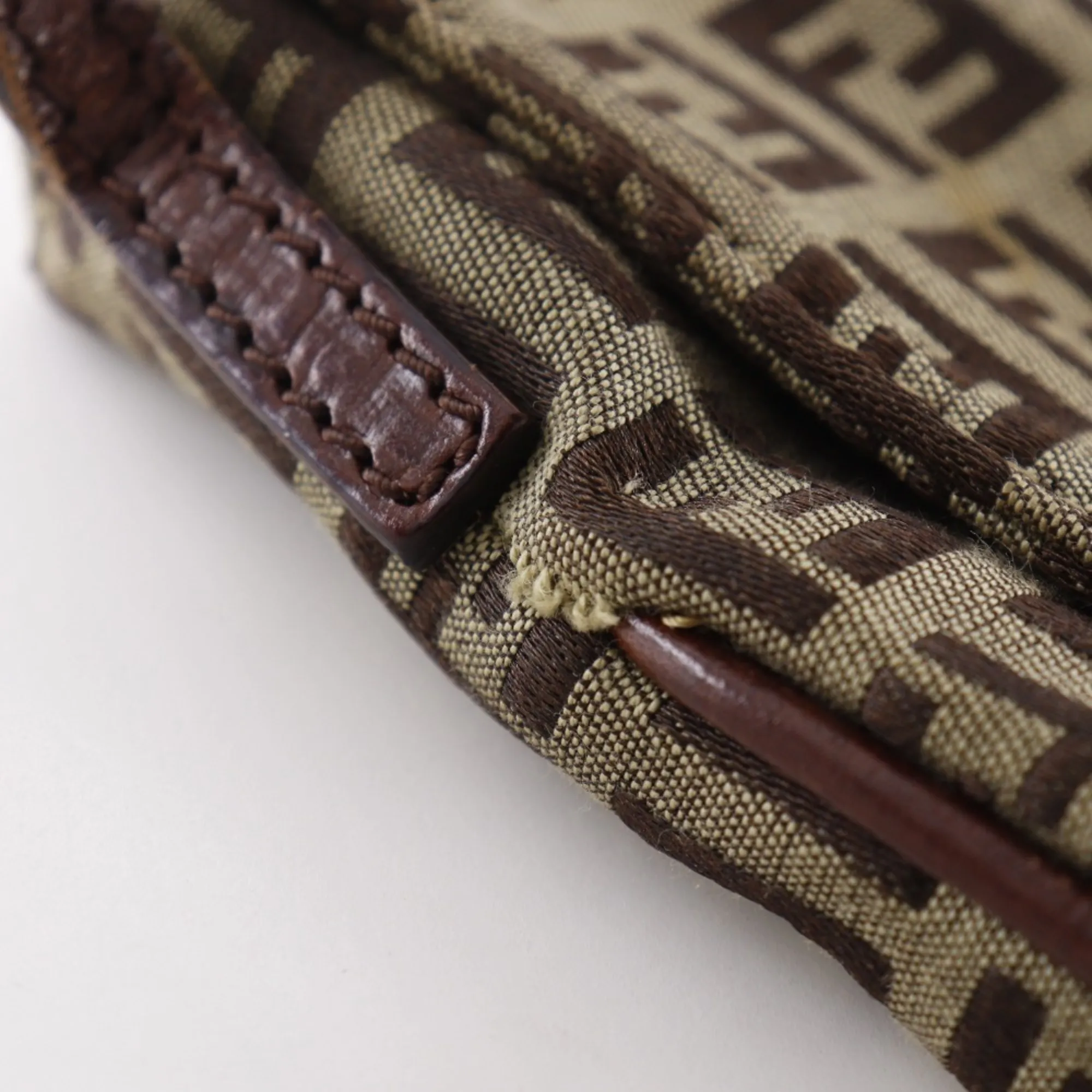 FENDI Brown Shoulder Bag