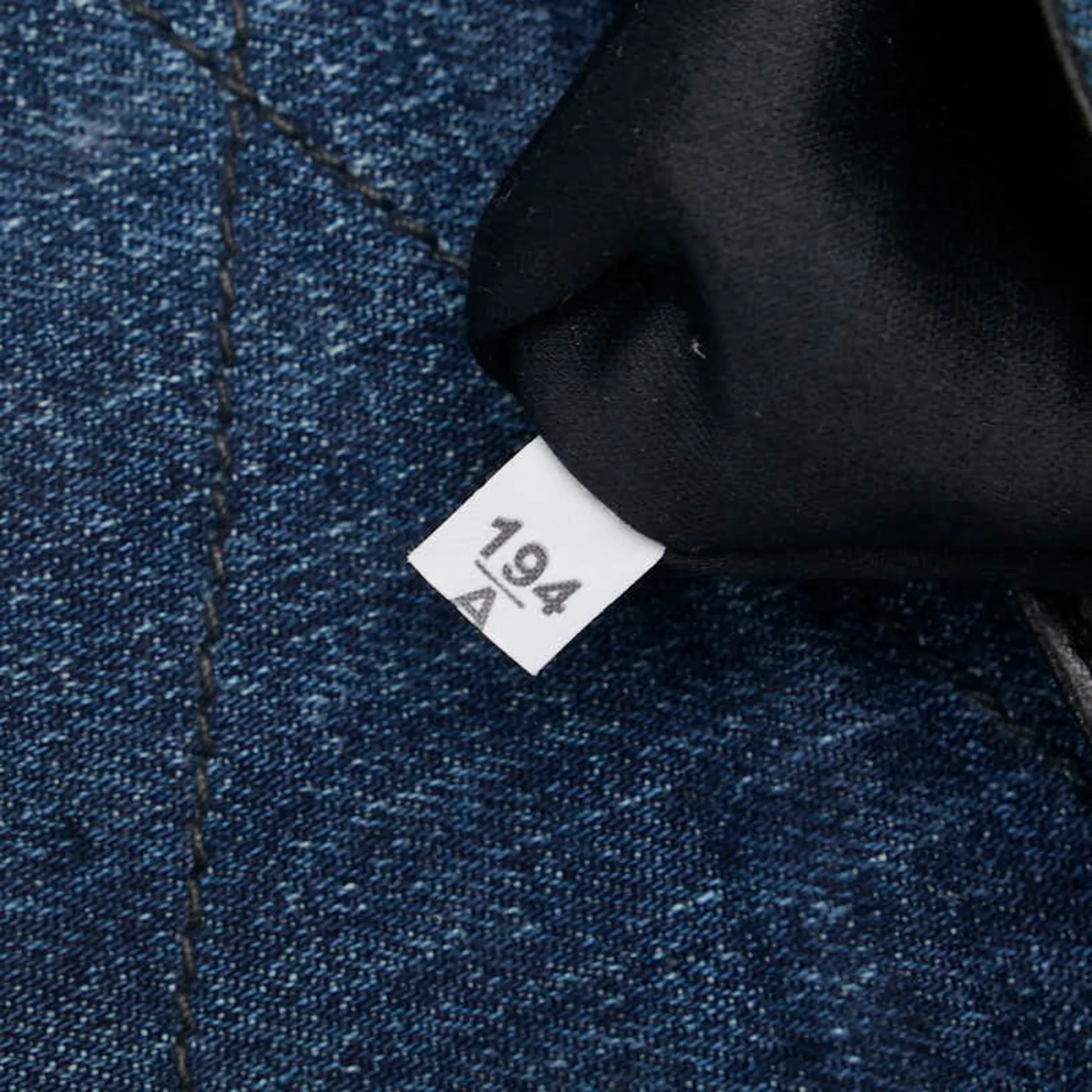 MIU MIU Black Leather Shoulder Bag