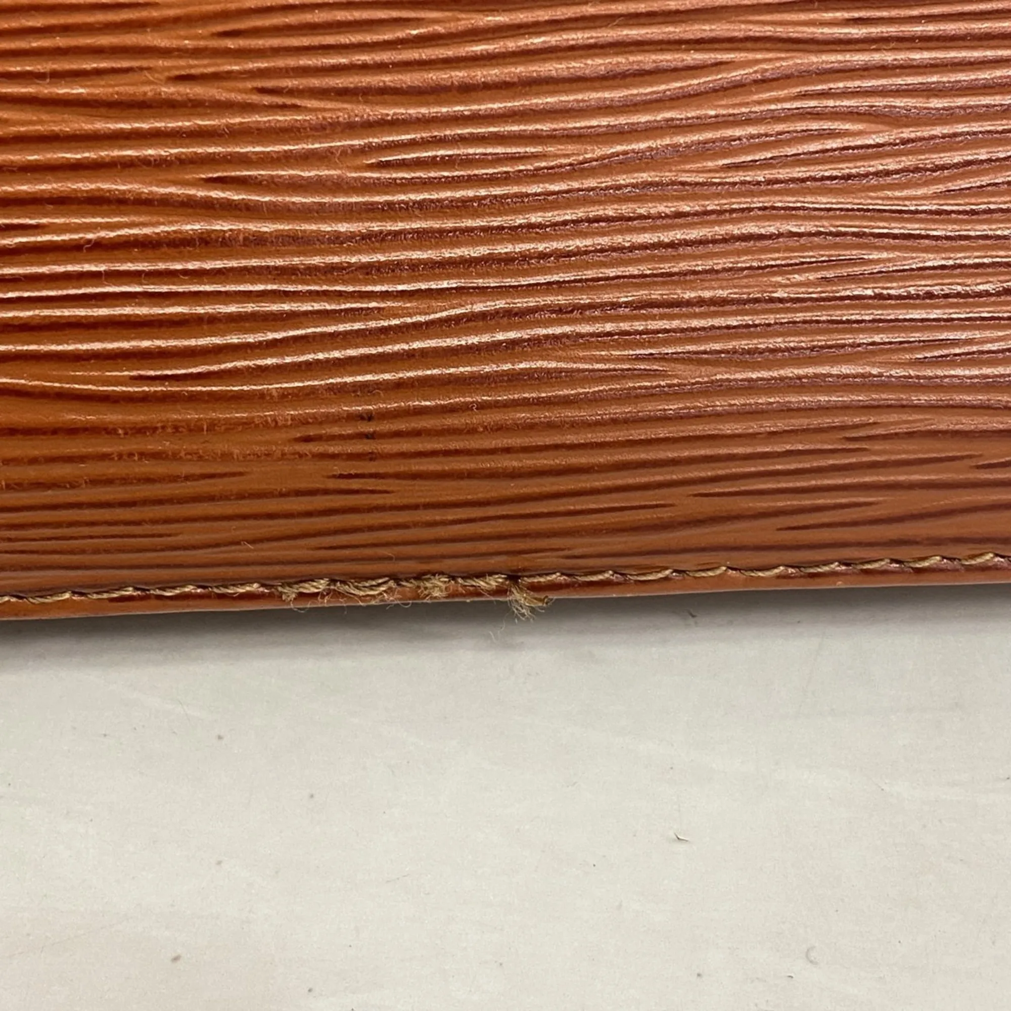 LOUIS VUITTON Brown Shoulder Bag