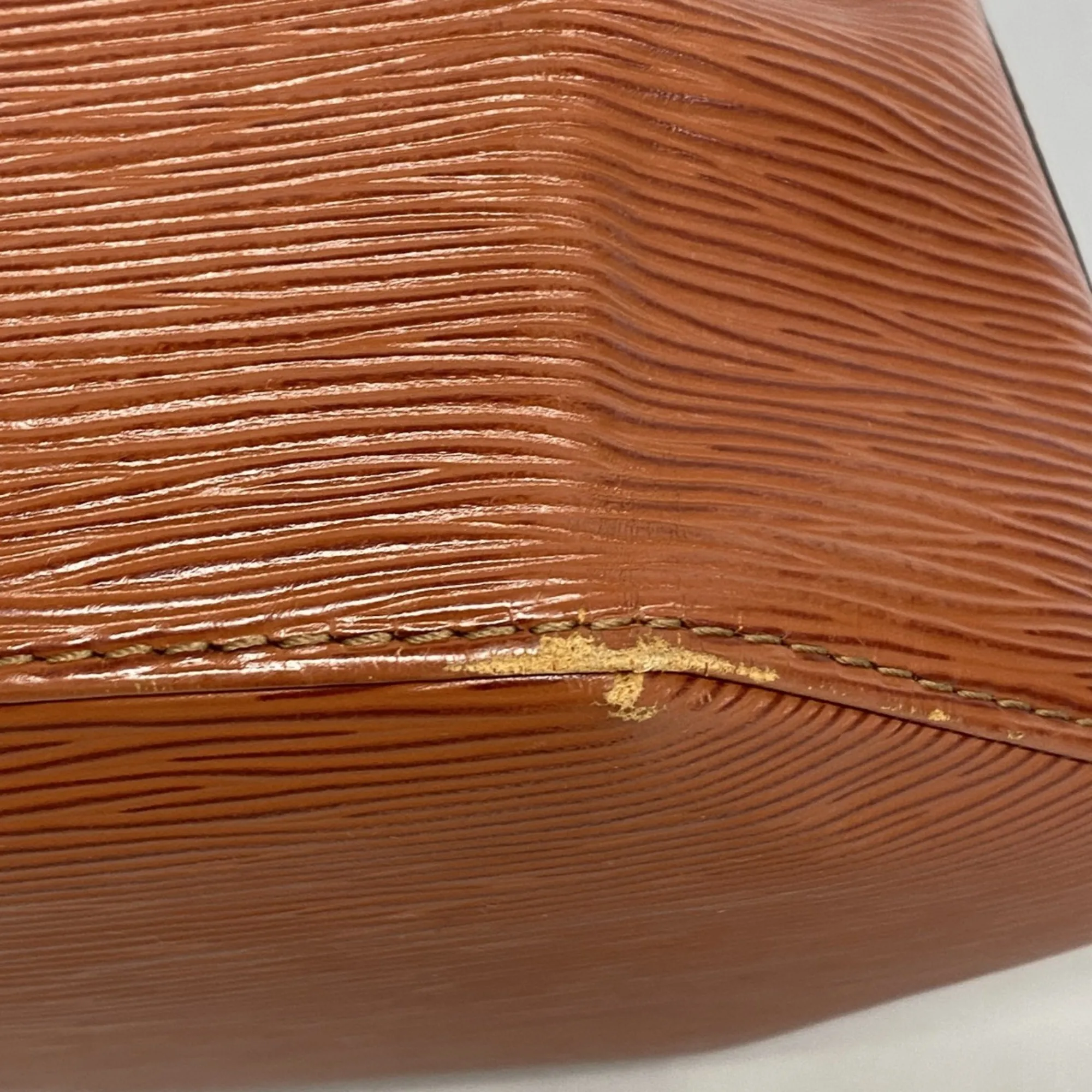 LOUIS VUITTON Brown Shoulder Bag