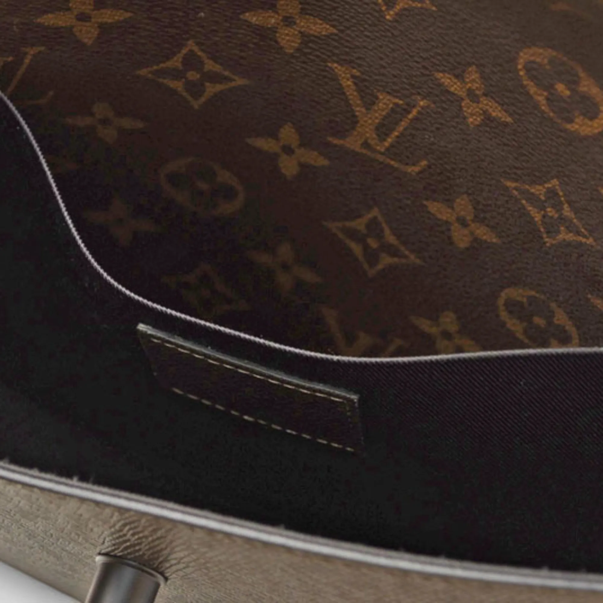 LOUIS VUITTON Brown Monogram Clutch Bag