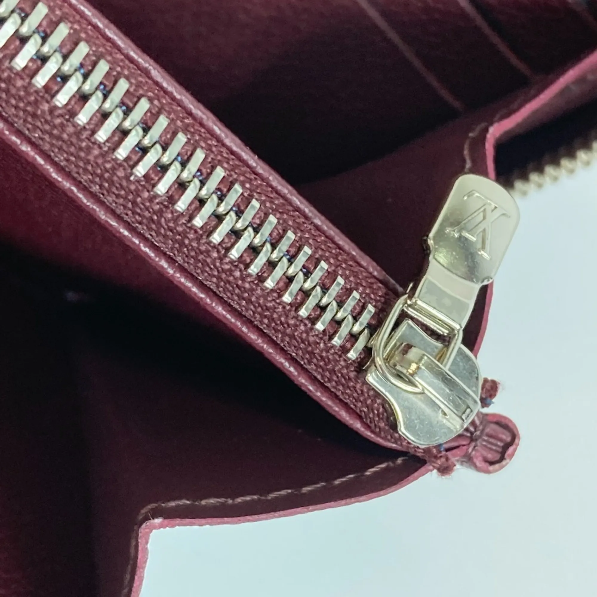 LOUIS VUITTON Cream Leather Wallet