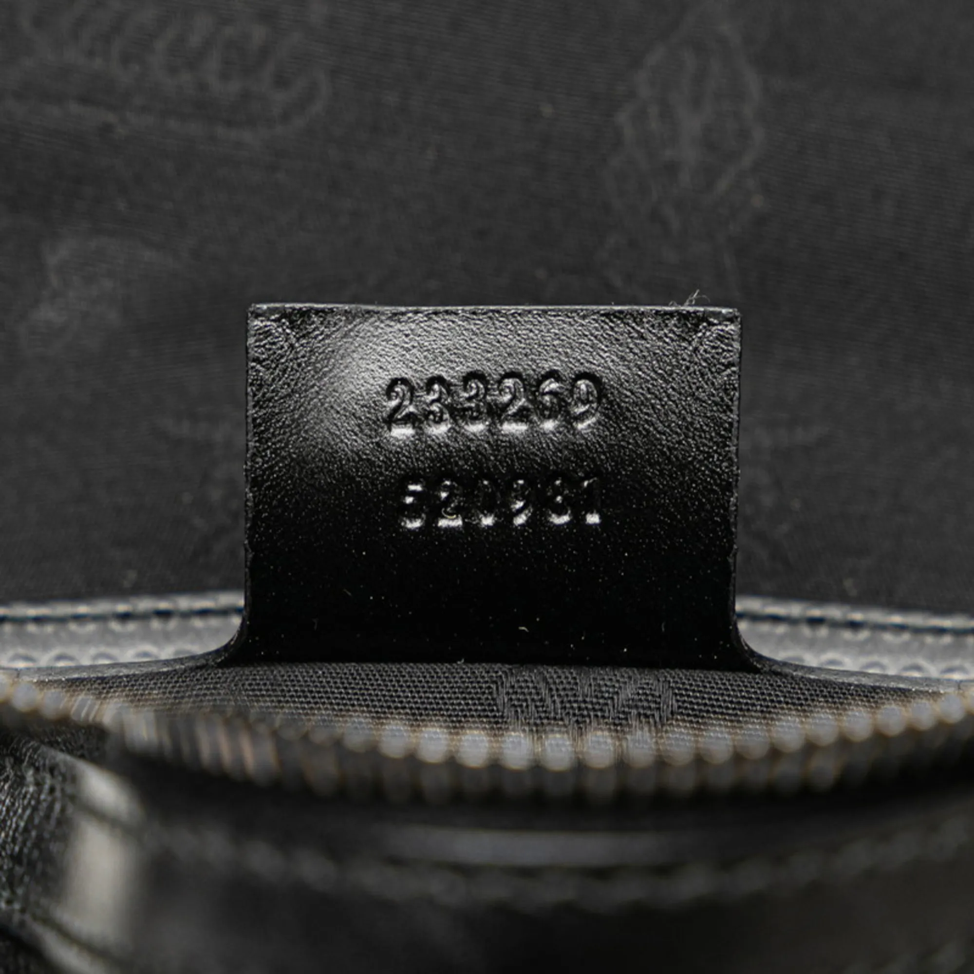 GUCCI Black Leather Fanny Pack