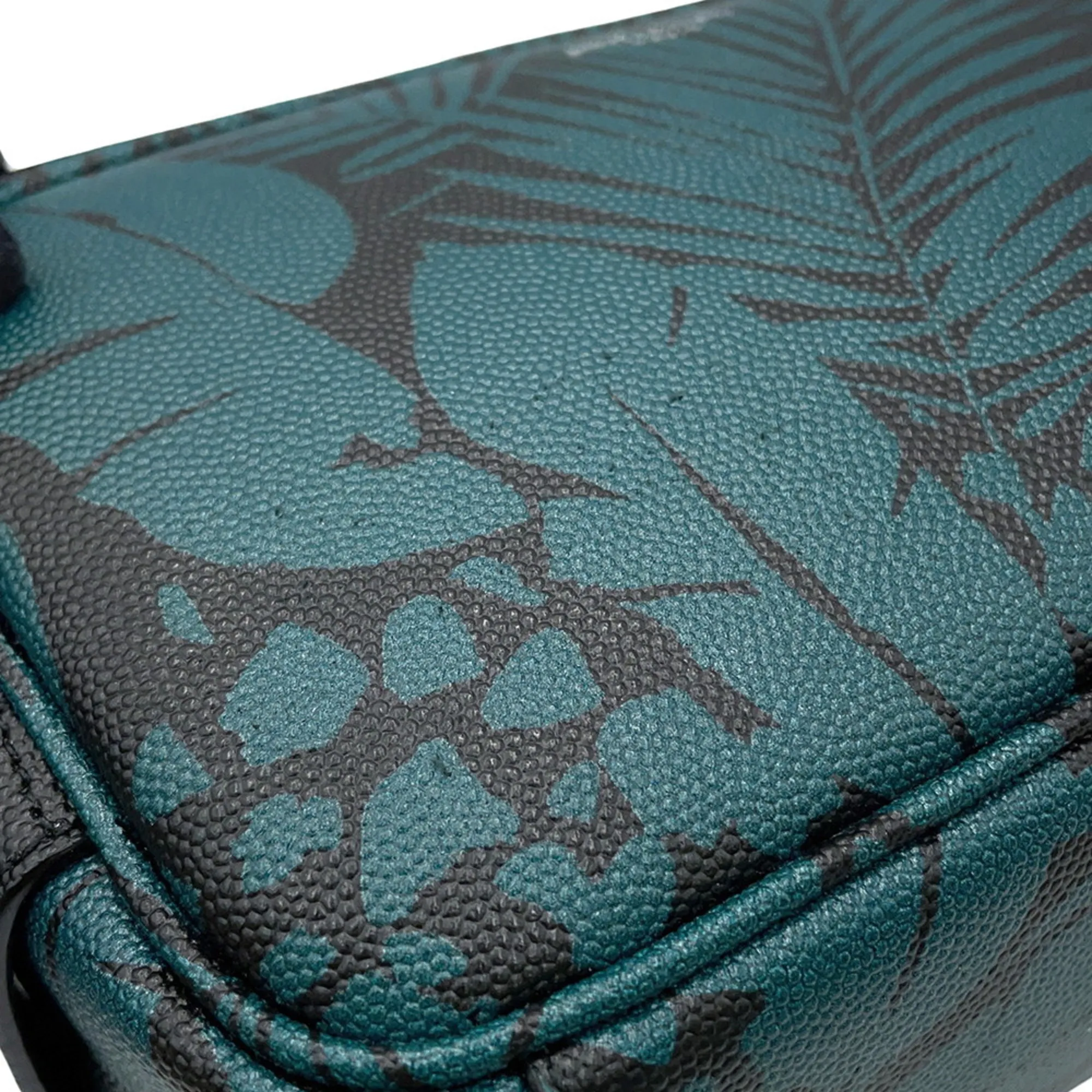 YVES SAINT LAURENT Black Leather Clutch Bag