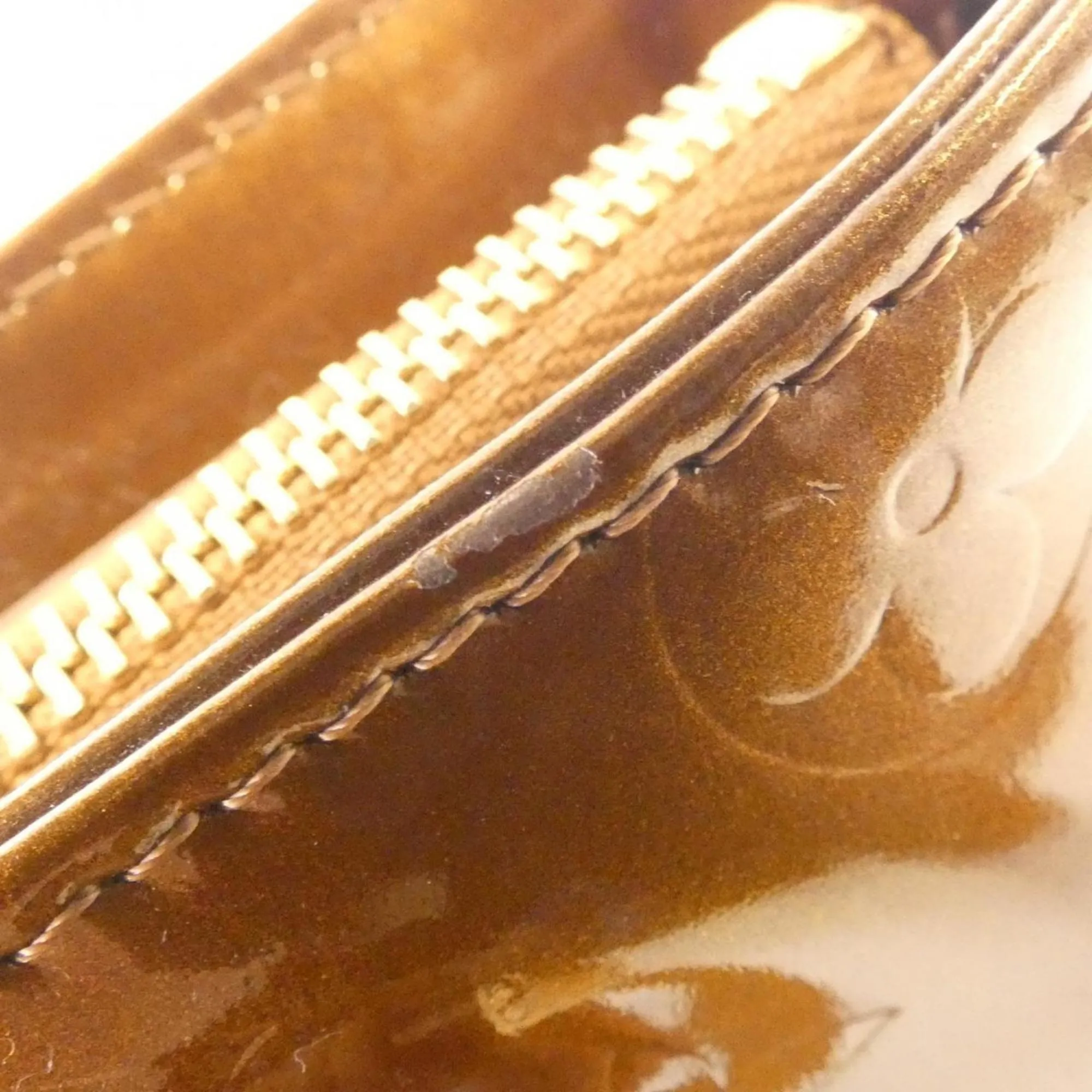 LOUIS VUITTON Gold Shoulder Bag