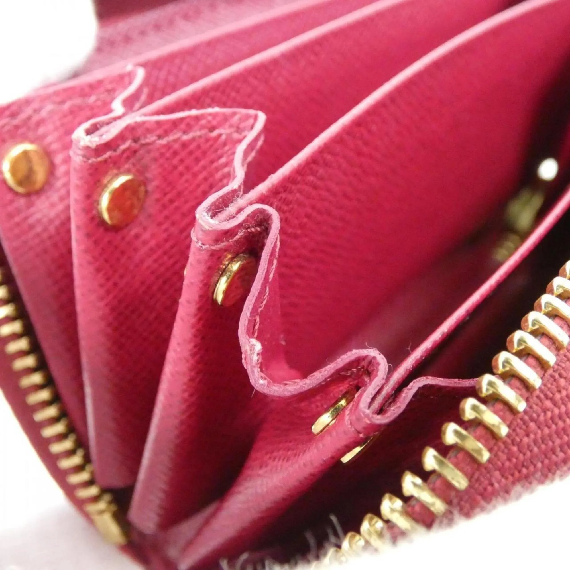 LOUIS VUITTON Brown Monogram Card Holder