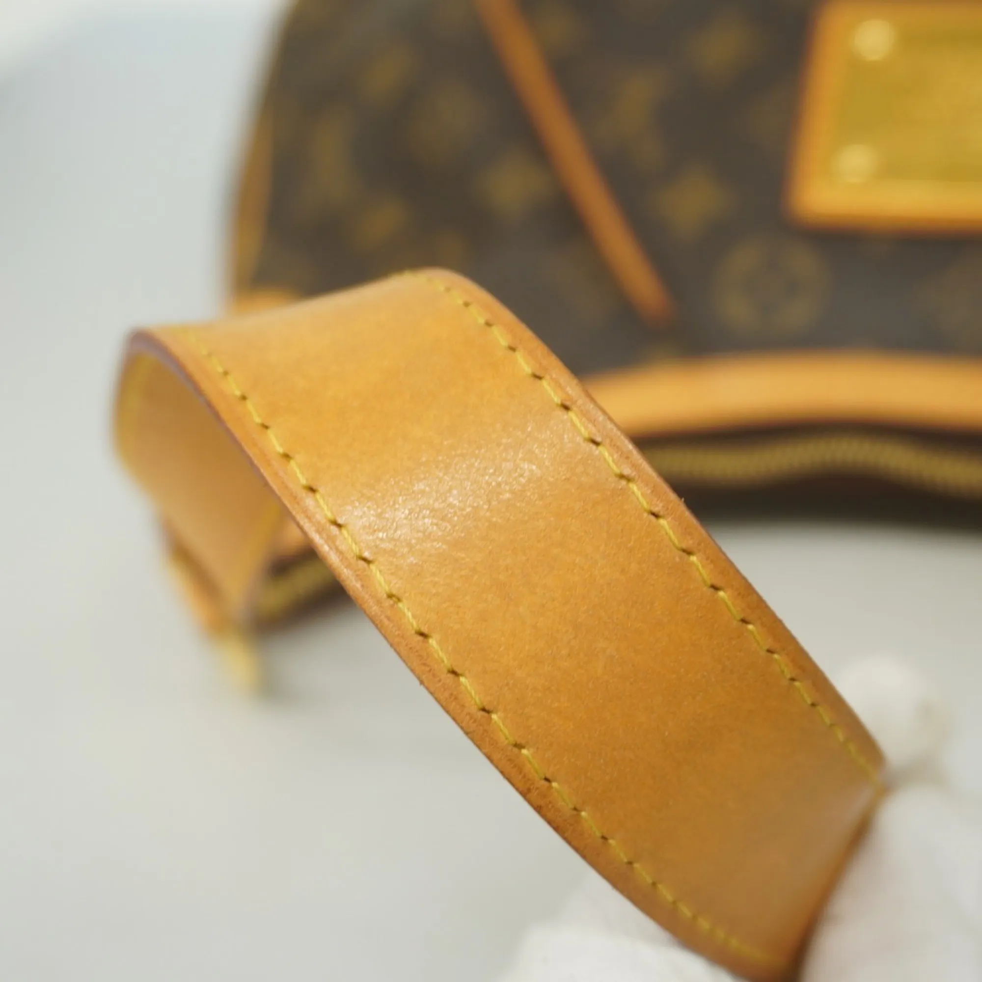 LOUIS VUITTON Brown Monogram Shoulder Bag