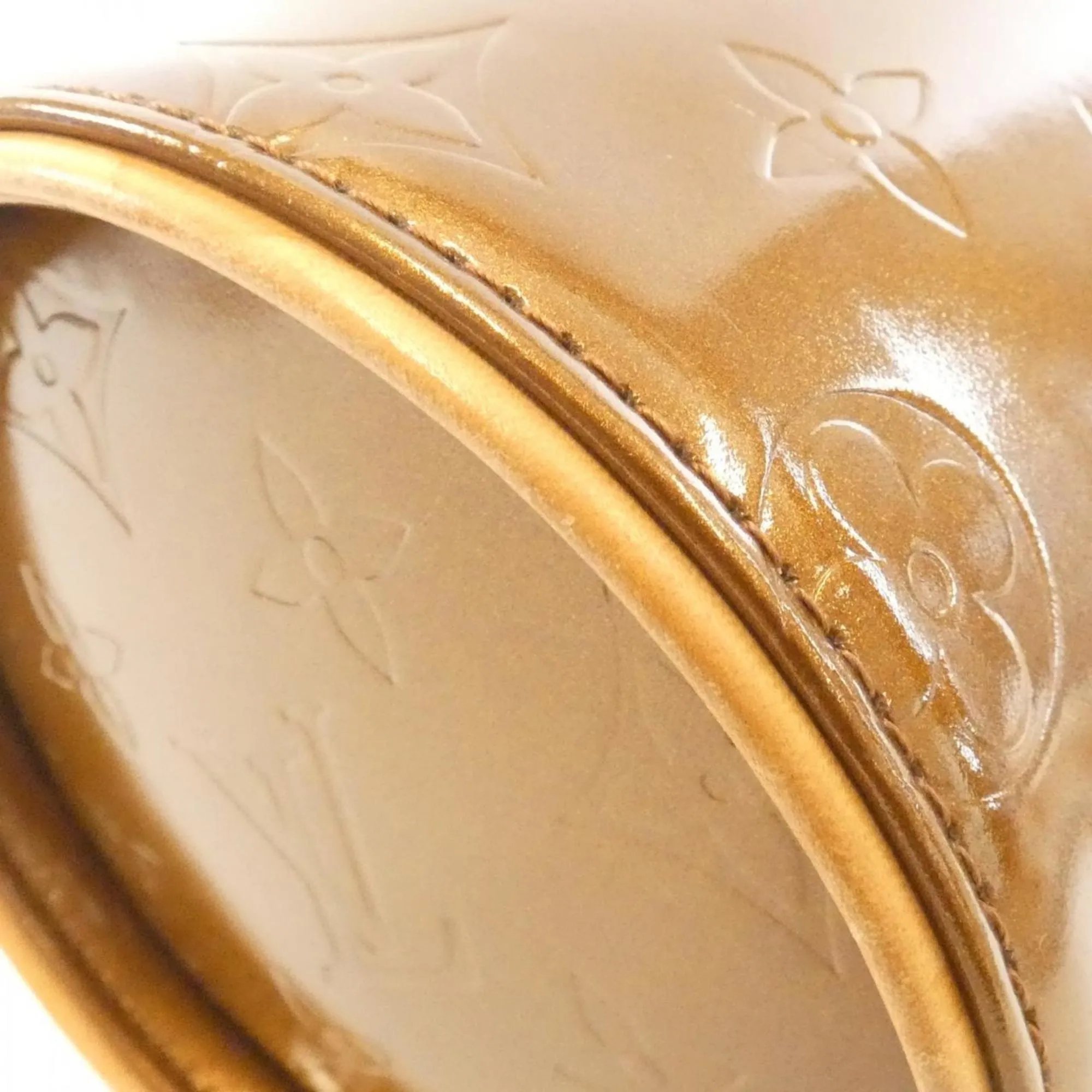 LOUIS VUITTON Gold Shoulder Bag