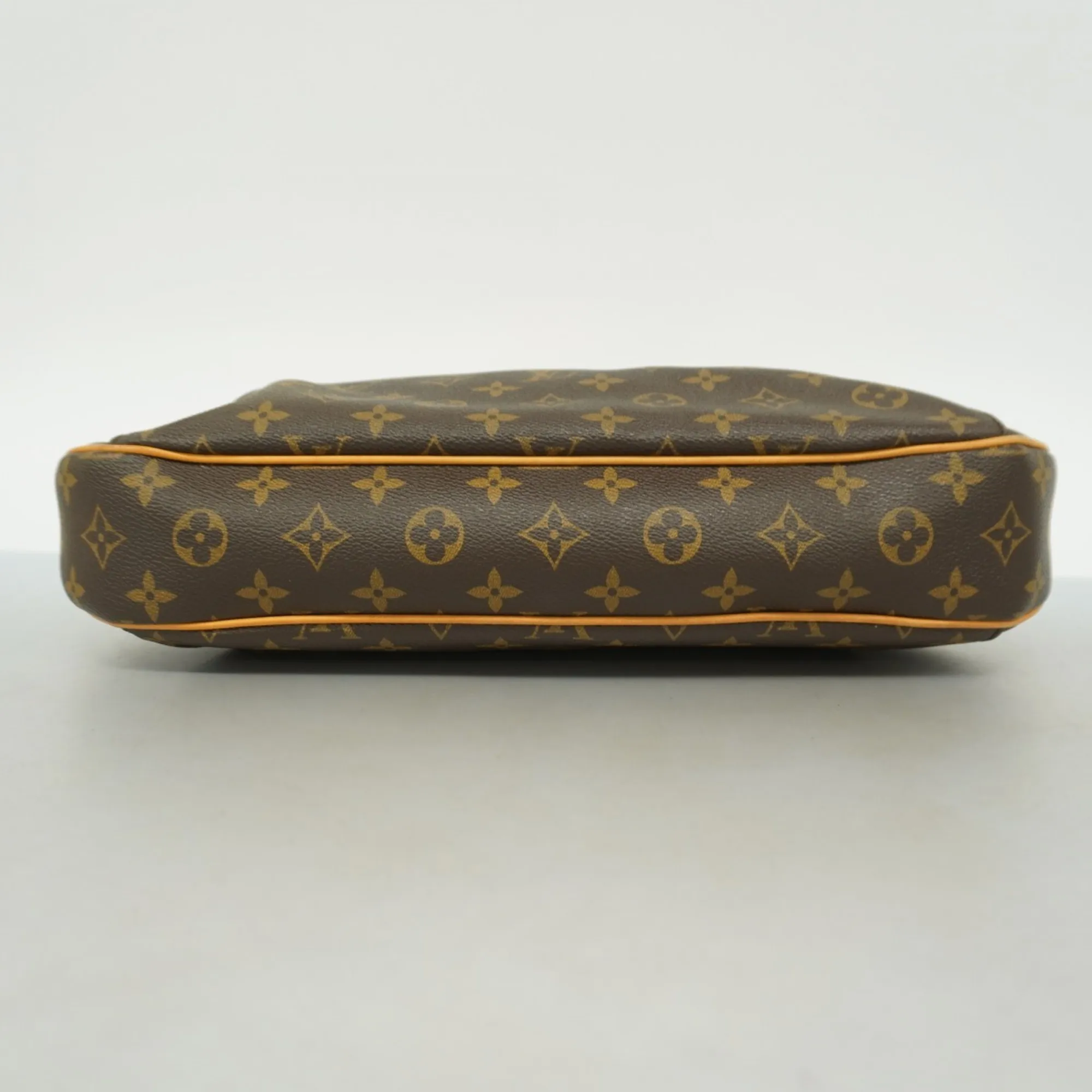 LOUIS VUITTON Brown Monogram Shoulder Bag