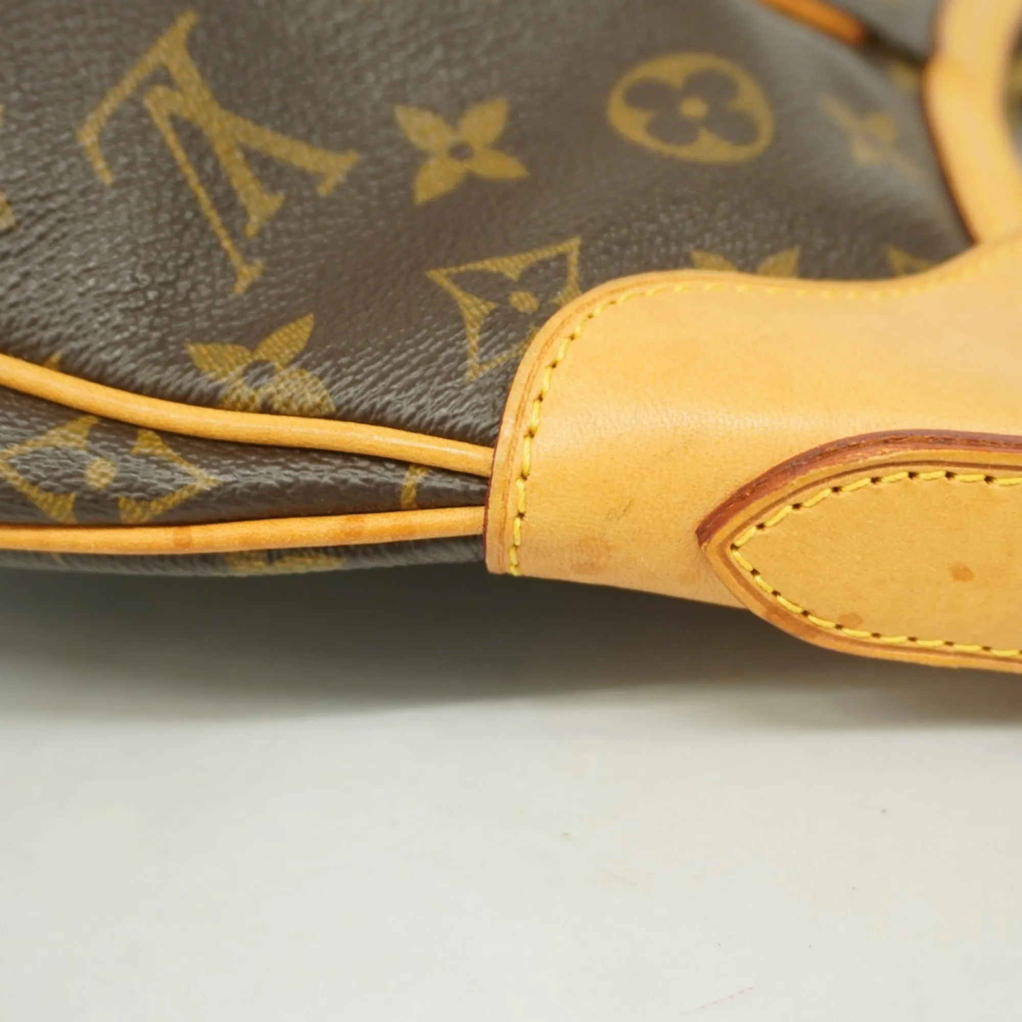 LOUIS VUITTON Brown Monogram Shoulder Bag