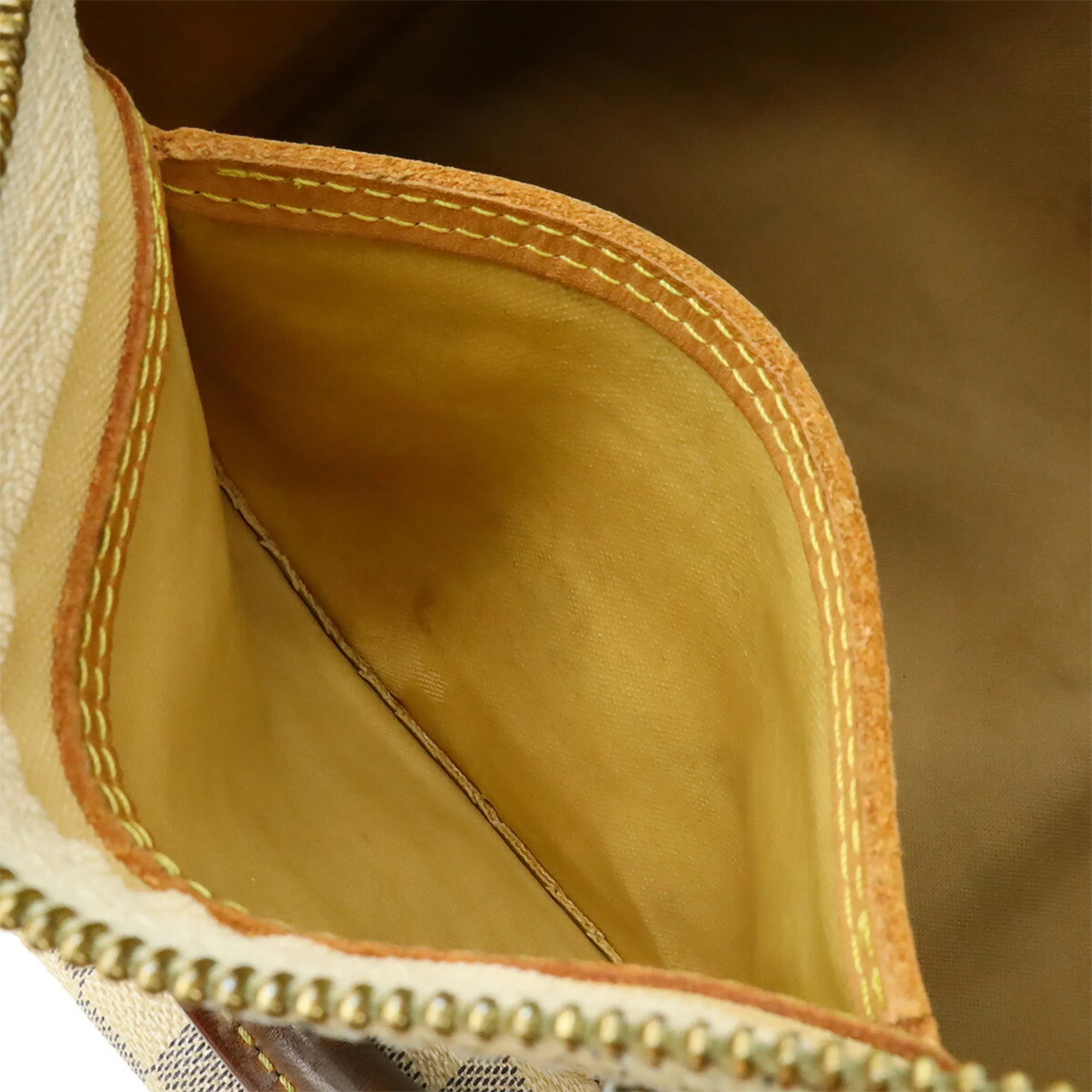 LOUIS VUITTON White Damier Speedy 30 Bag