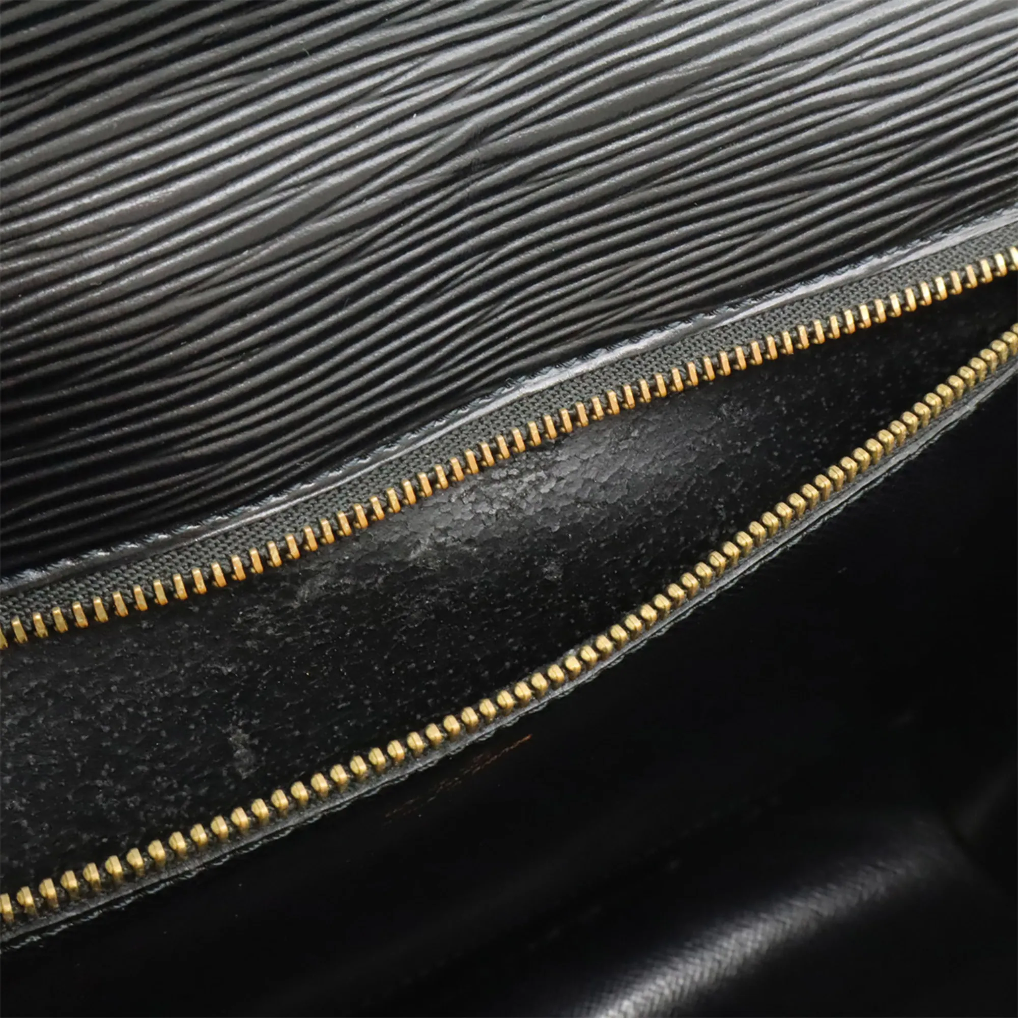 LOUIS VUITTON Black Bag