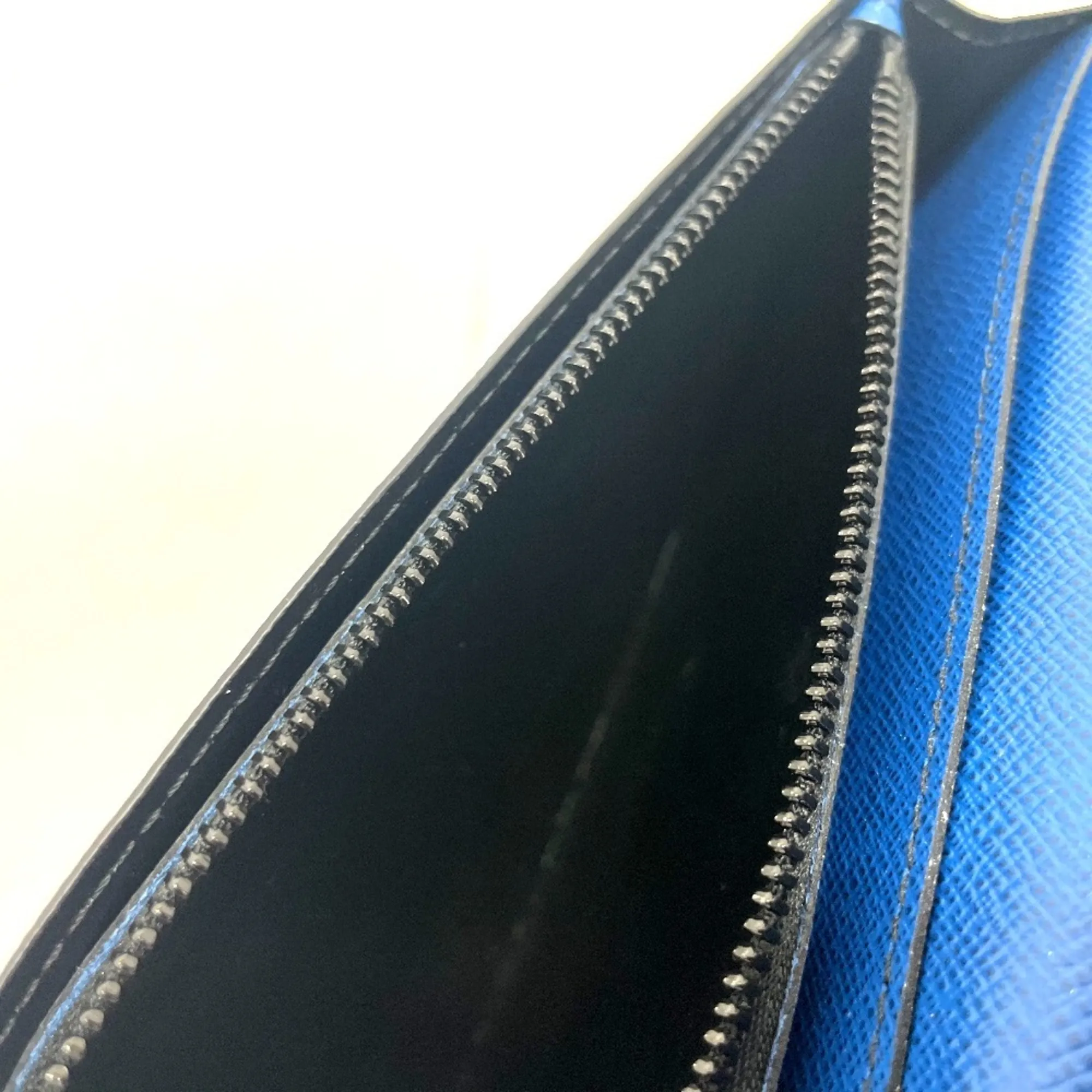 LOUIS VUITTON Red Leather Wallet