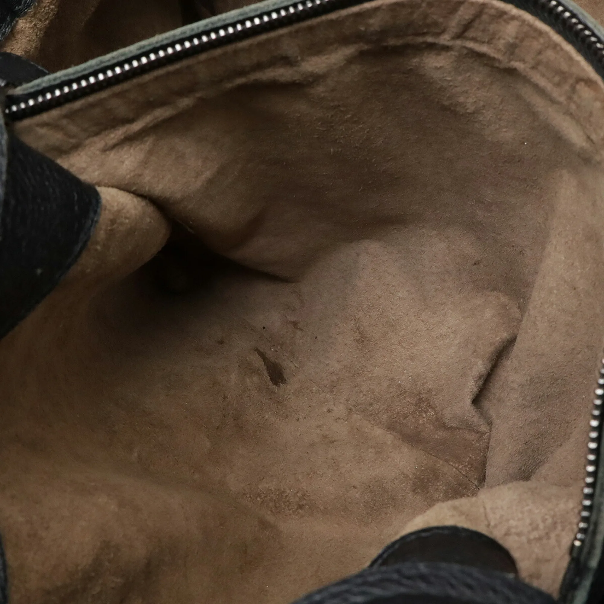 BOTTEGA VENETA Black Leather Intrecciato Shoulder Bag