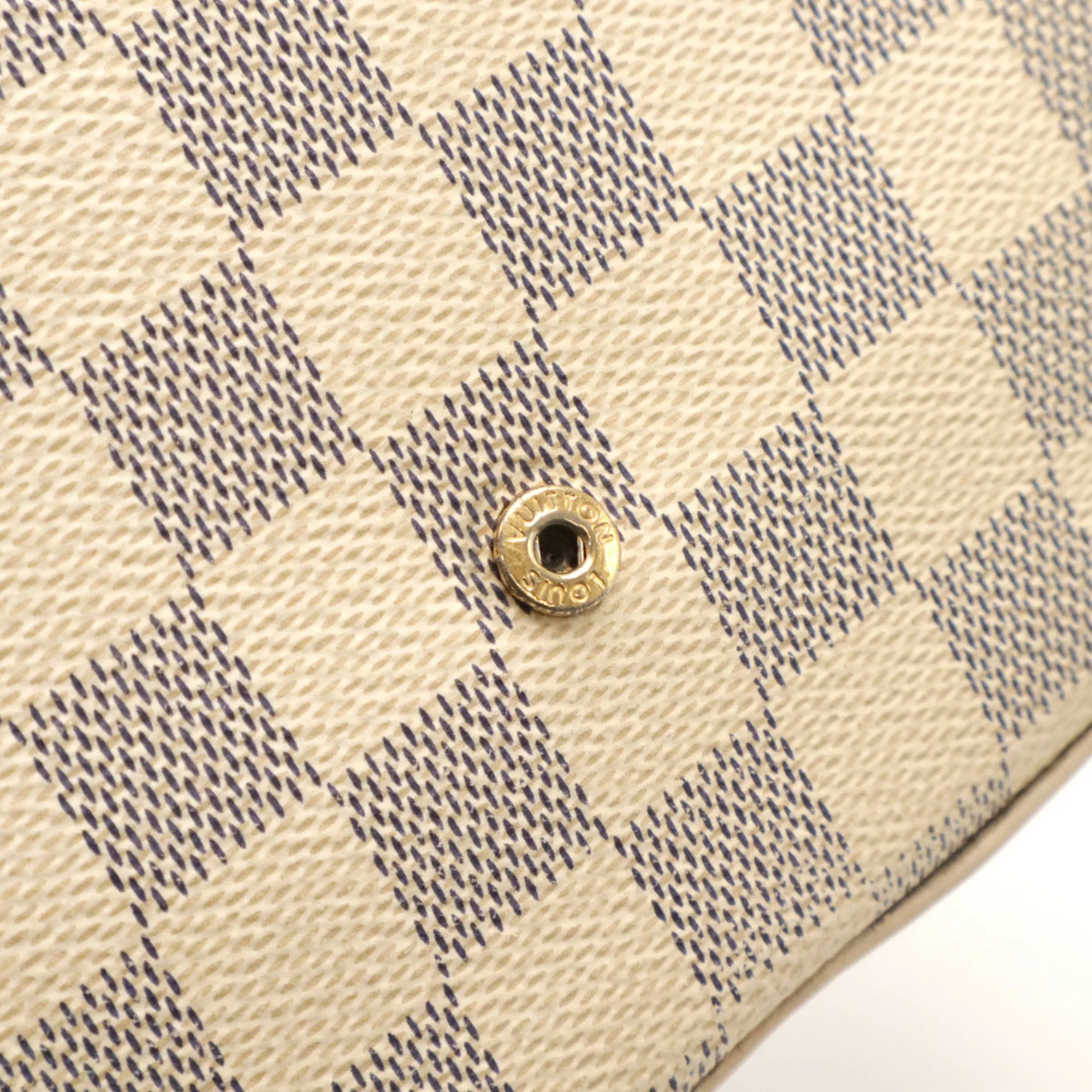 LOUIS VUITTON White Damier Shoulder Bag