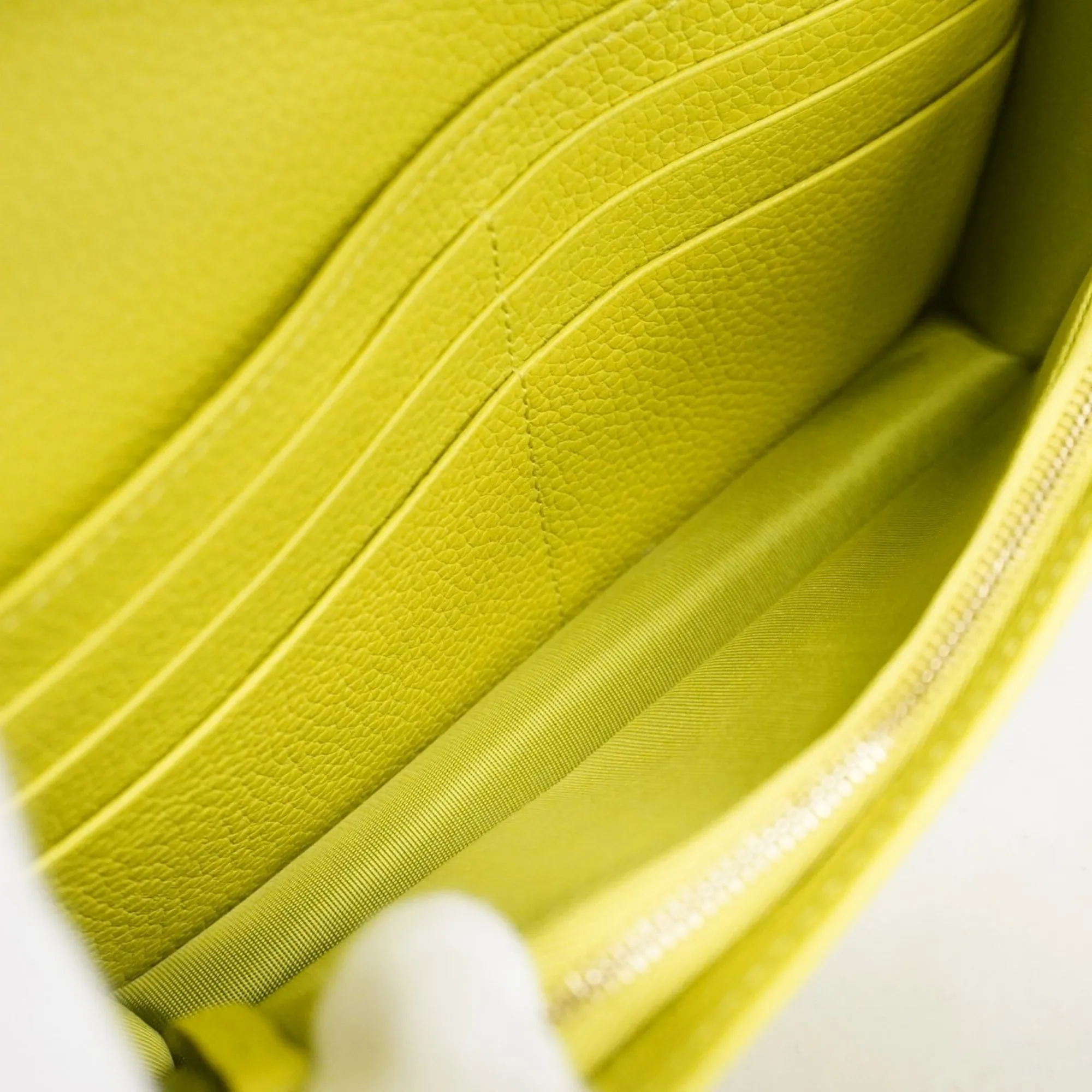 GUCCI Brown Leather GG Marmont Wallet