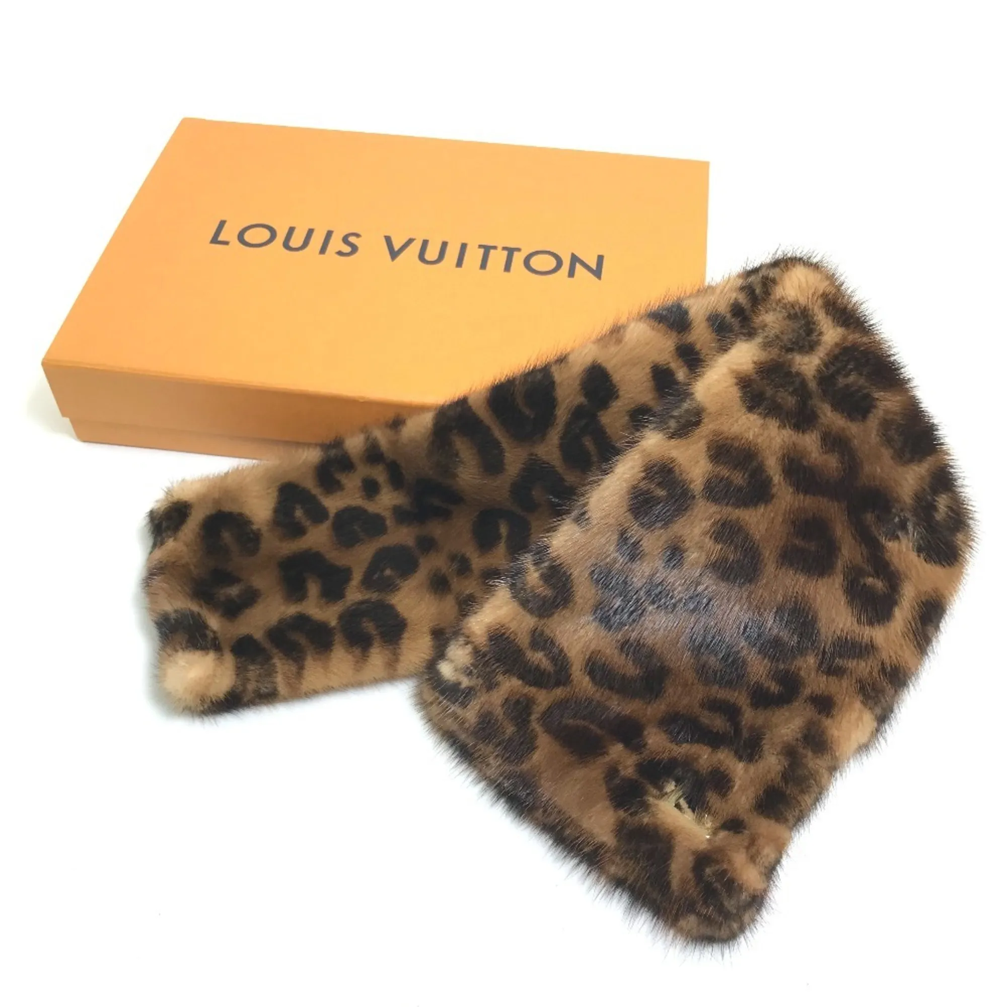 LOUIS VUITTON Brown