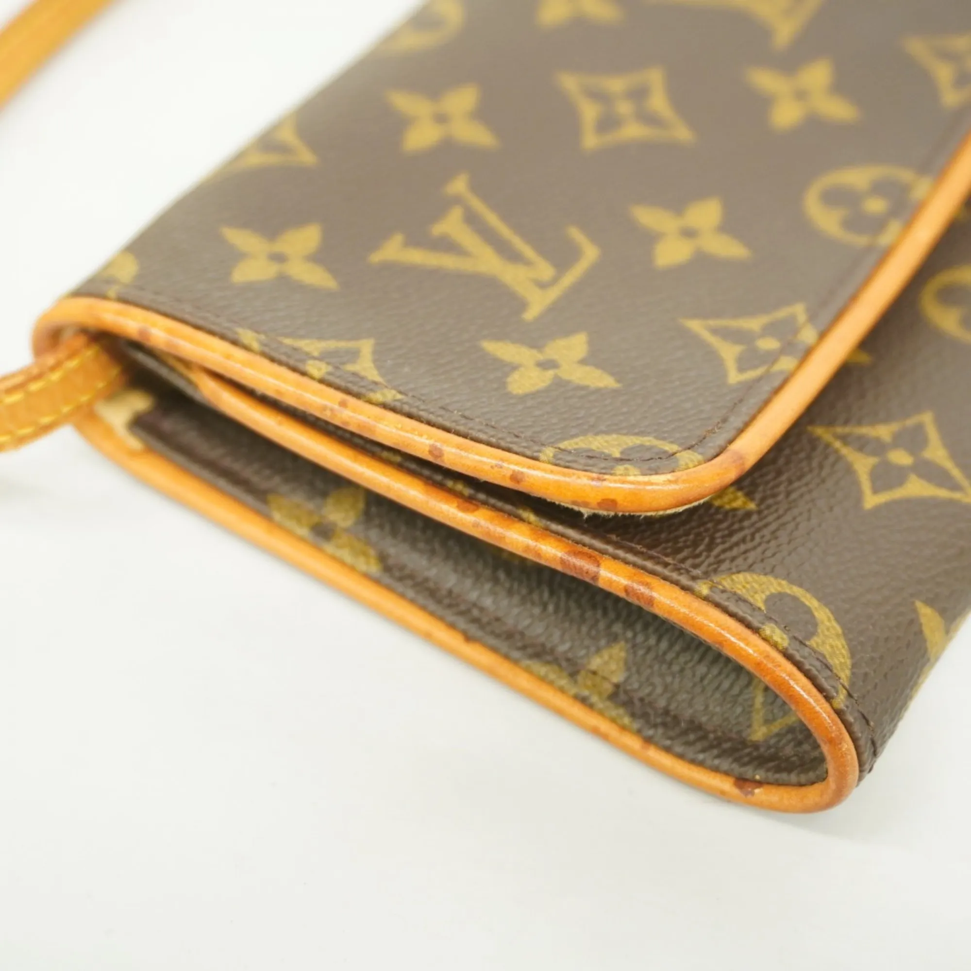 LOUIS VUITTON Brown Monogram Shoulder Bag