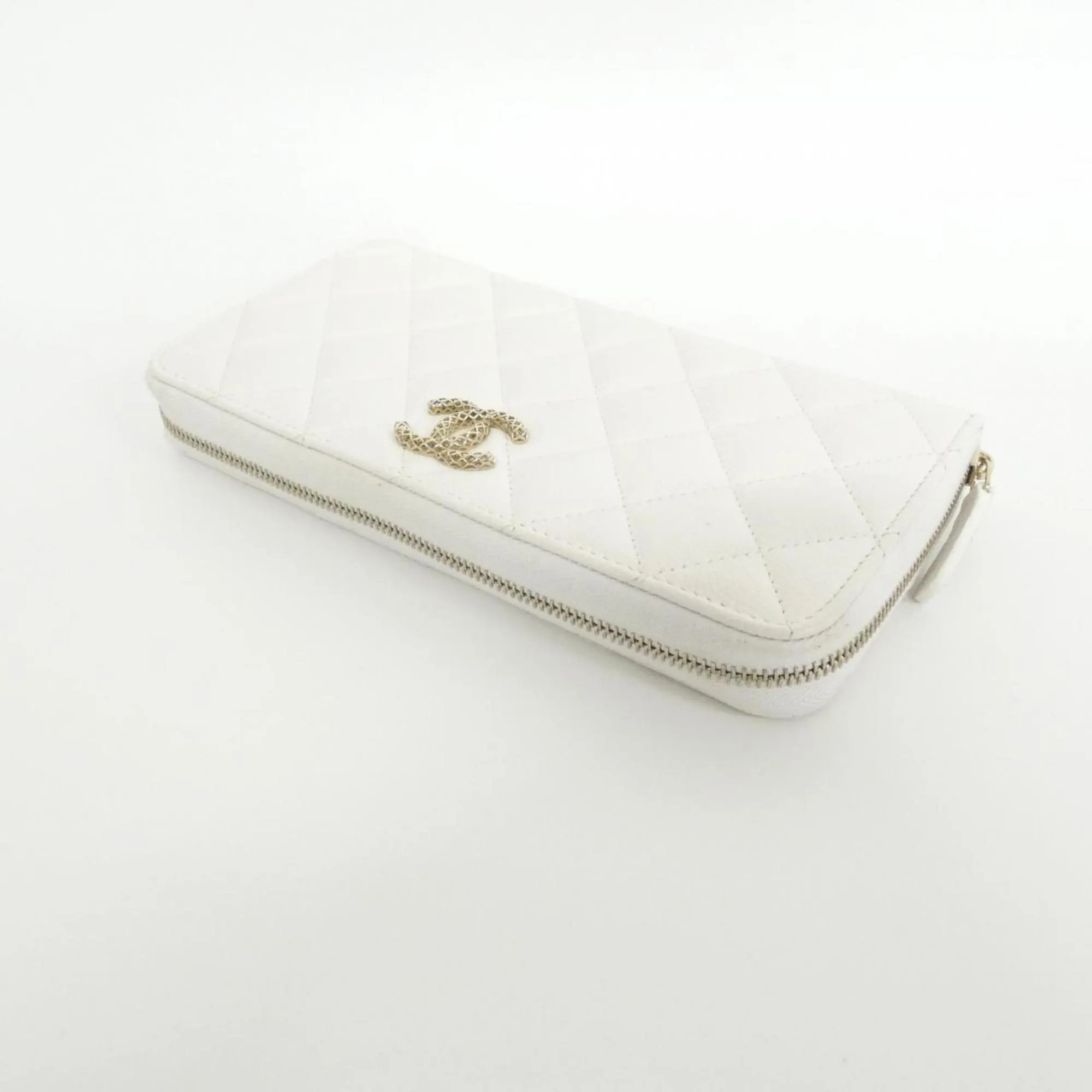 CHANEL Pink Wallet