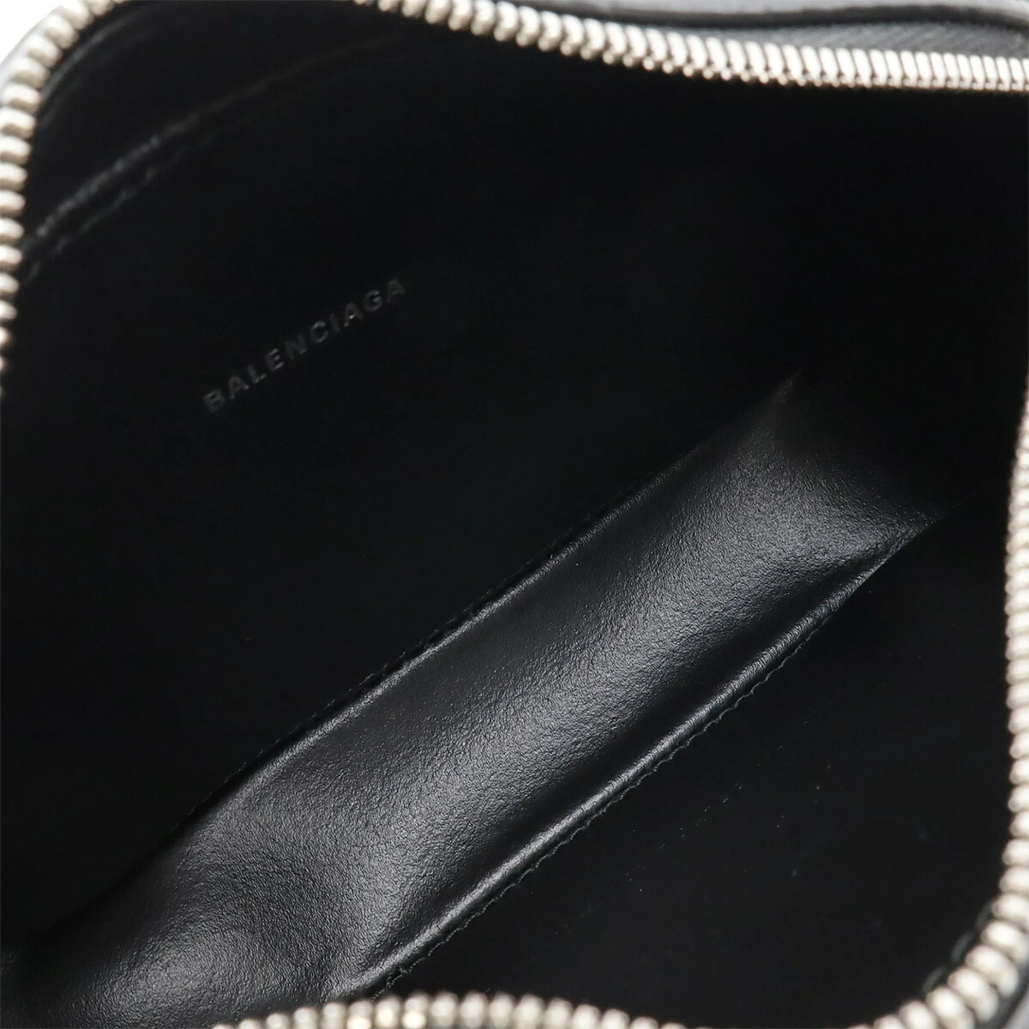 BALENCIAGA Black Leather Shoulder Bag