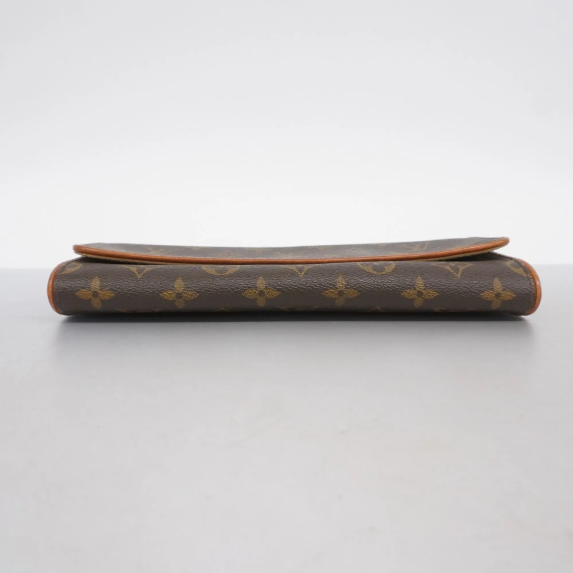 LOUIS VUITTON Brown Monogram Shoulder Bag