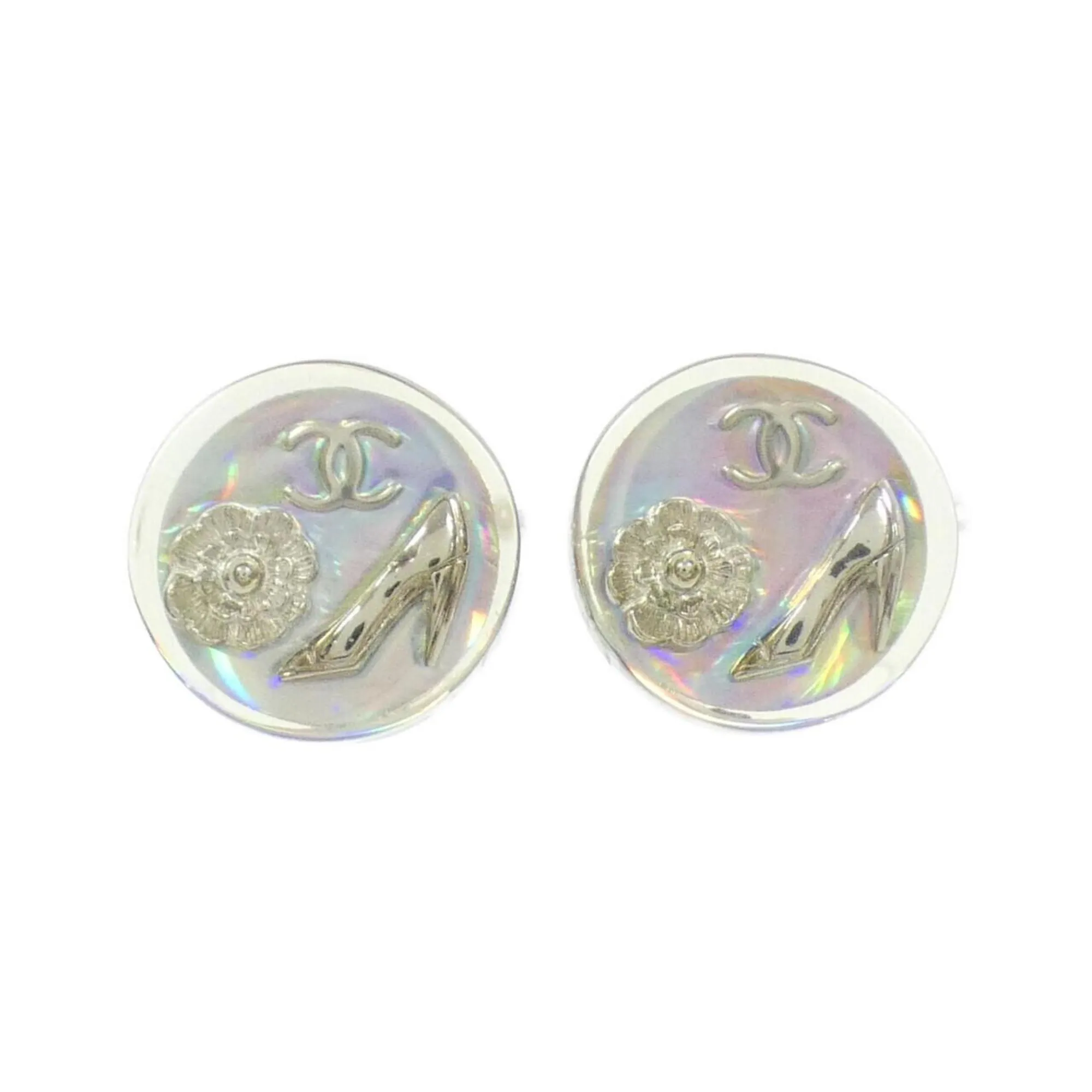 CHANEL White Earrings